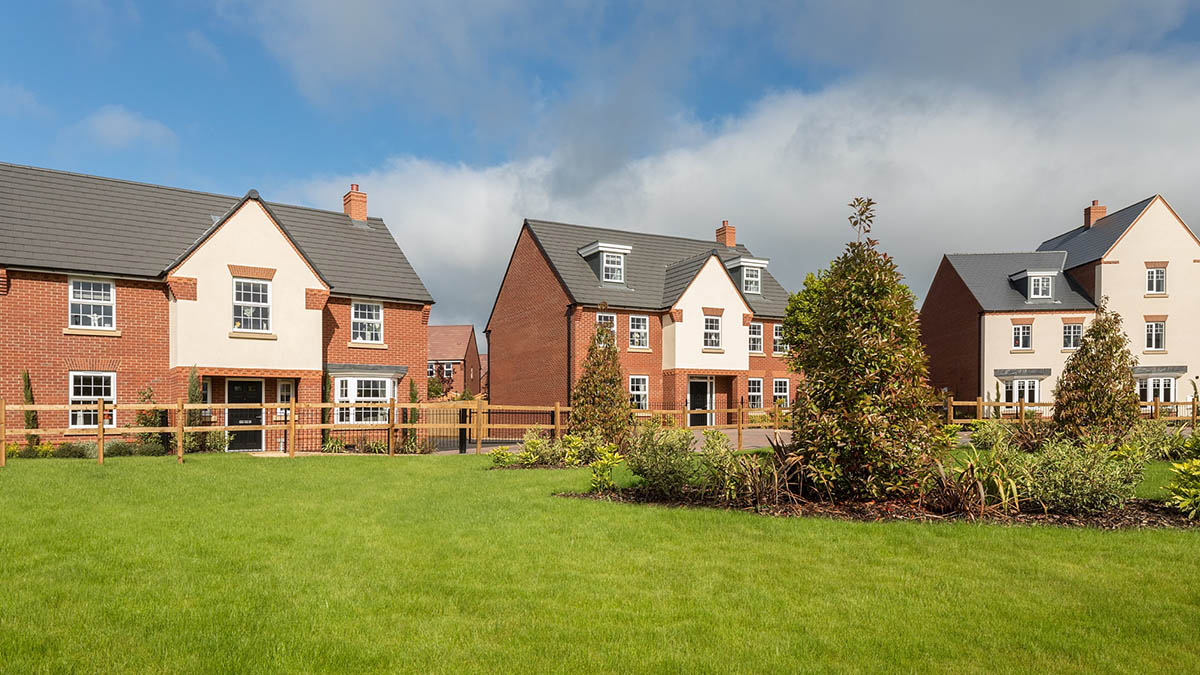 Commuter Appeal Of New Homes In Bedfordshire Village